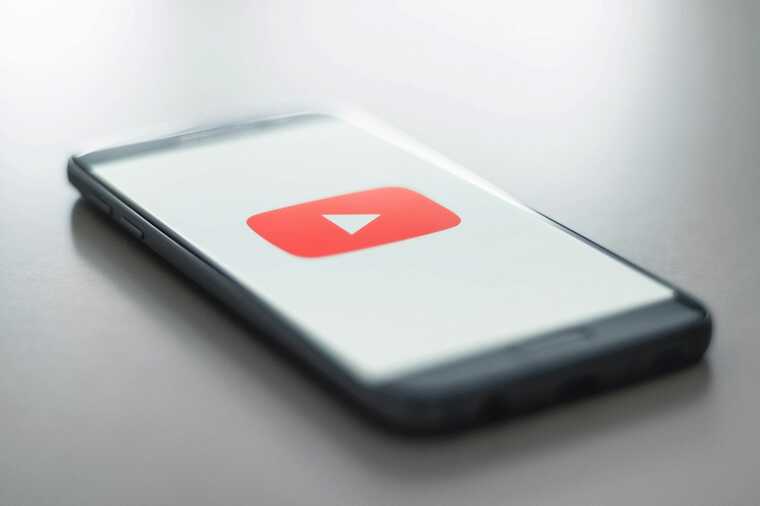 Google        YouTube  