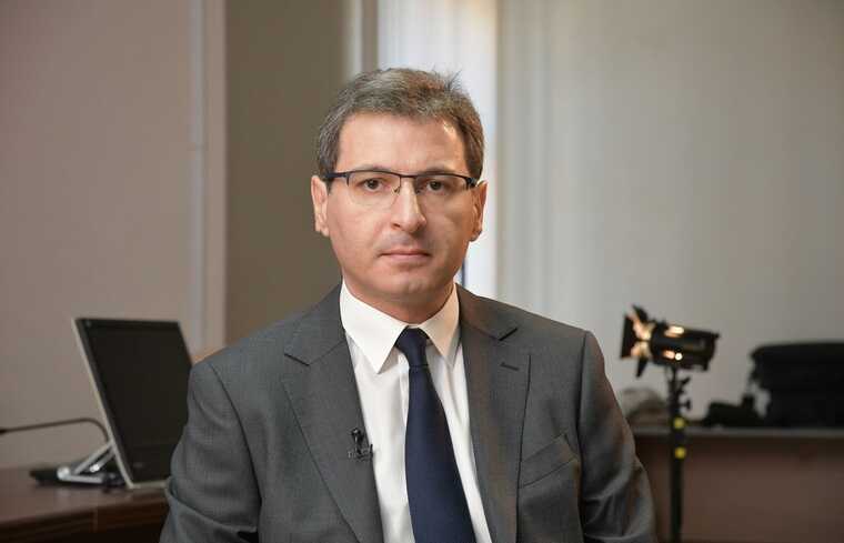 ��������� ���� ������ ������ ������ ������� � �������� ��������������� �� ���������� ����