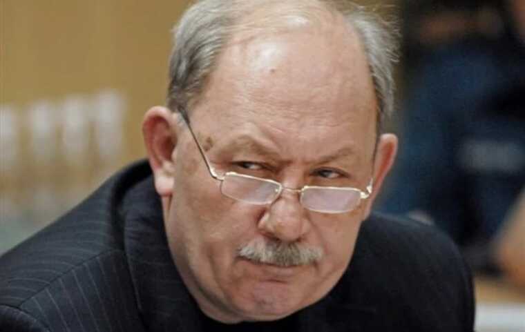 ����� �������� ����� ����� ������������ ������� ������� � ��� �������