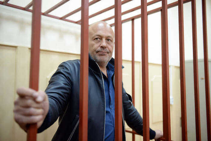 ��������� ������� ������� � ������� � �������� 800 ��������� ������