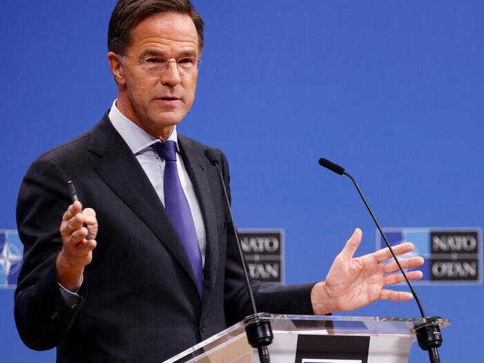 ������ ���� ��������� � ������������ � �������, �������� �� �������������� ��������