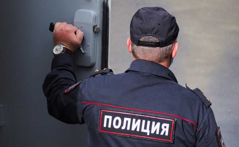 ������� ������������� � ����� ���� � SIM-�������, ������������ ��� ������� ����