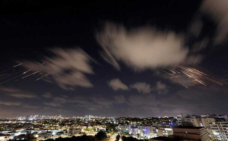 ������� ������ ��������� ������������ � ����������� ������� �� ���������