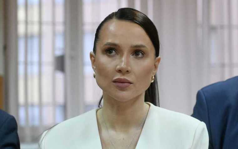 ������� �������� �������� ������������ ���� � ������ ����� ������� ����